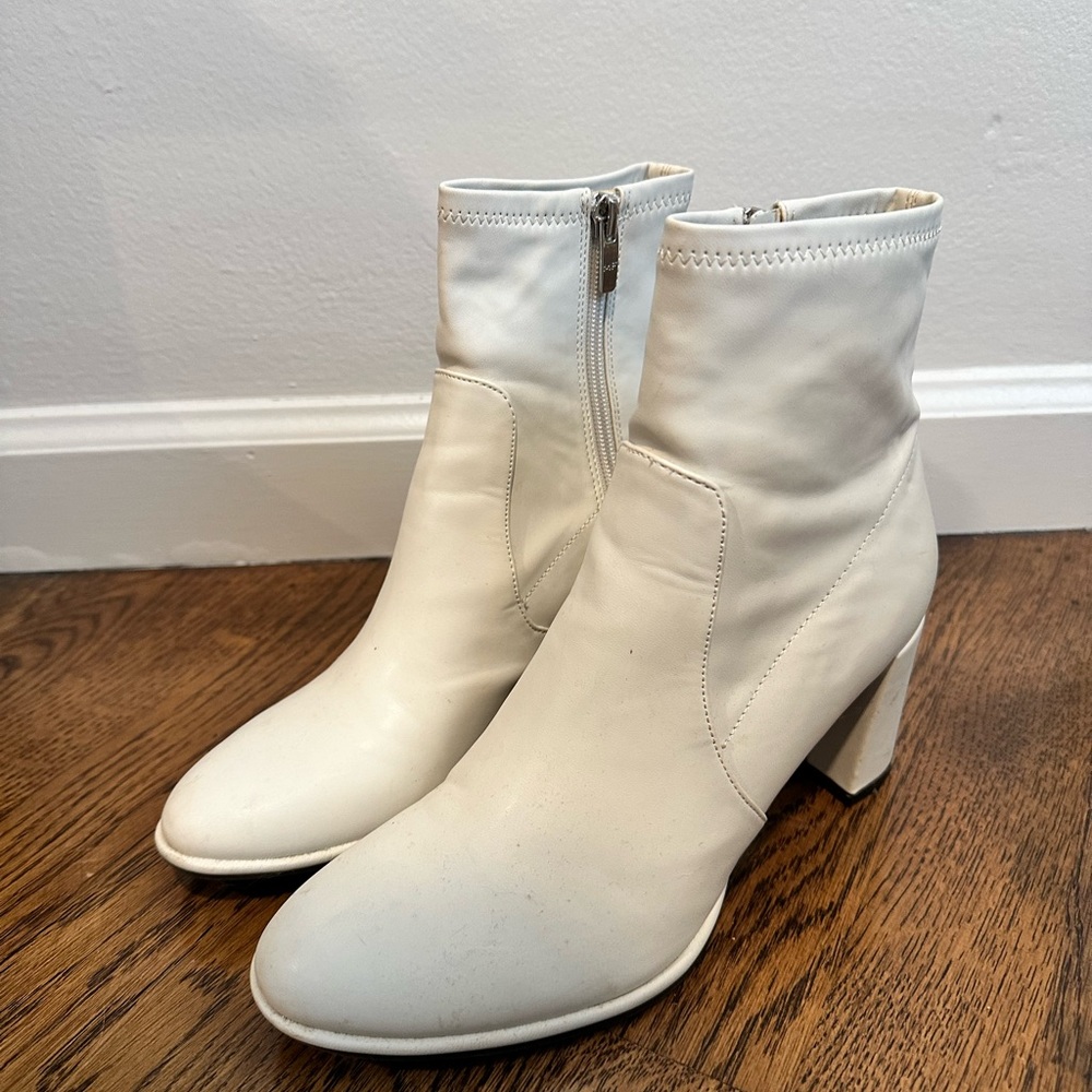 Mark Fisher Elegant White Ankle Boots